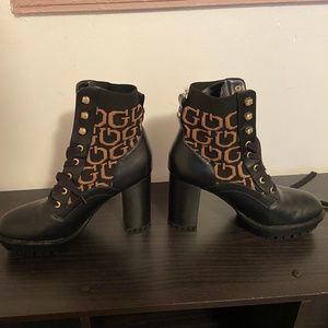 USED: Guess high heel club boots